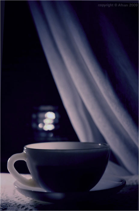 midnight_coffee_by_fannooo.jpg