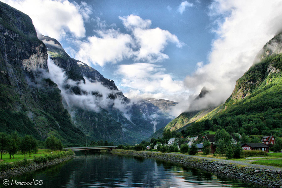 Роскошные пейзажи Норвегии - Страница 33 Norway_by_lianessa