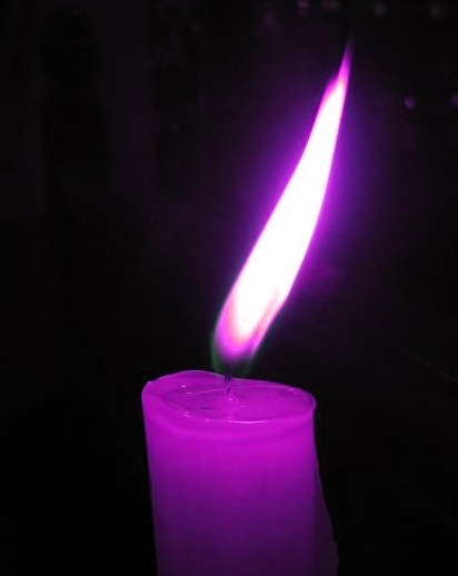 Resultado de imagem para violet candle