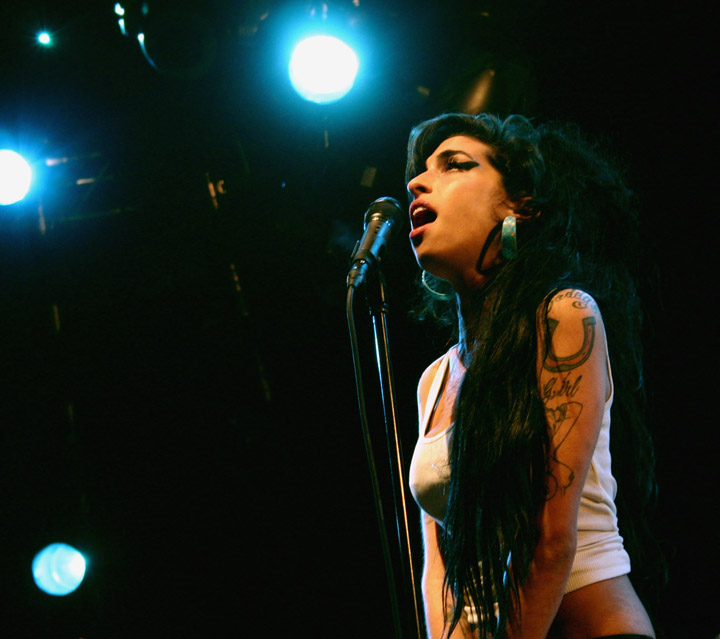 Amy Pic Posting for Fun! #2 - Page 1015 - Anything Amy - Amy Winehouse ...