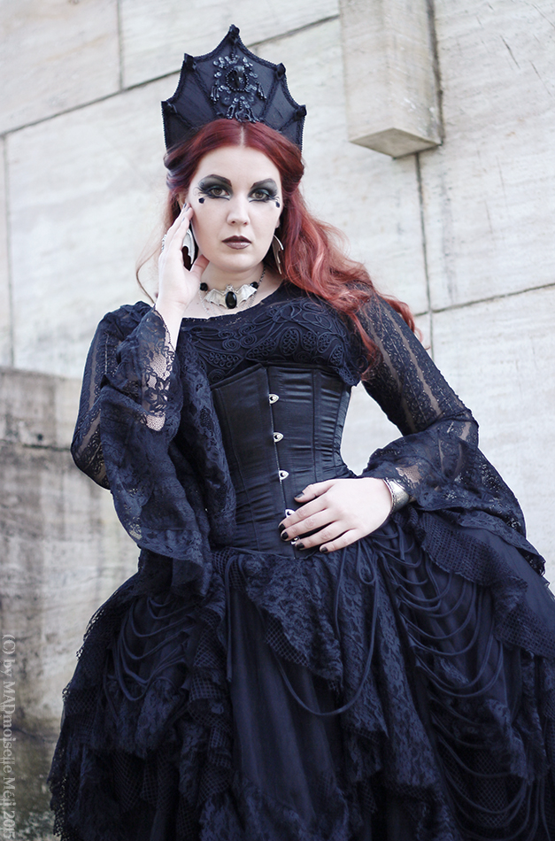 Gothic Queen 2 by MADmoiselleMeli on DeviantArt