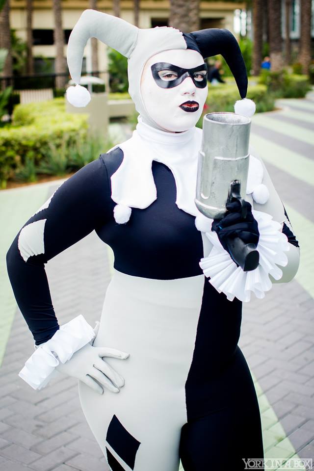 Black and White Harley Quinn by Lady-Ha-ha on DeviantArt
