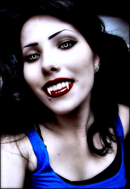 Vampire Simone-Glamorous by Darkest-B4-Dawn on DeviantArt
