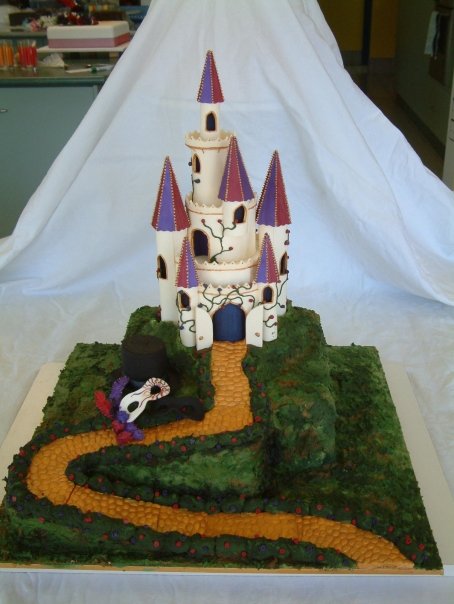 fairytale_castle_cake_by_ratun-d56m8lv.jpg