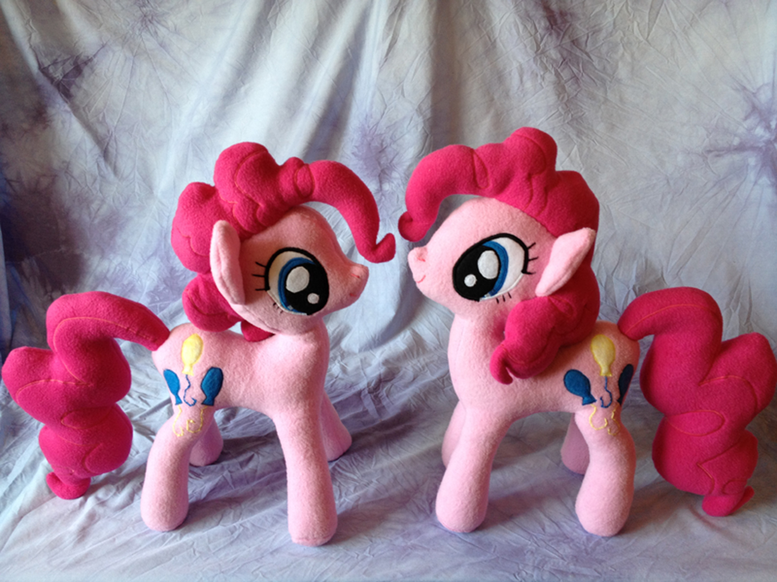 Twin-kie Pinkies! by Yunalicia on DeviantArt
