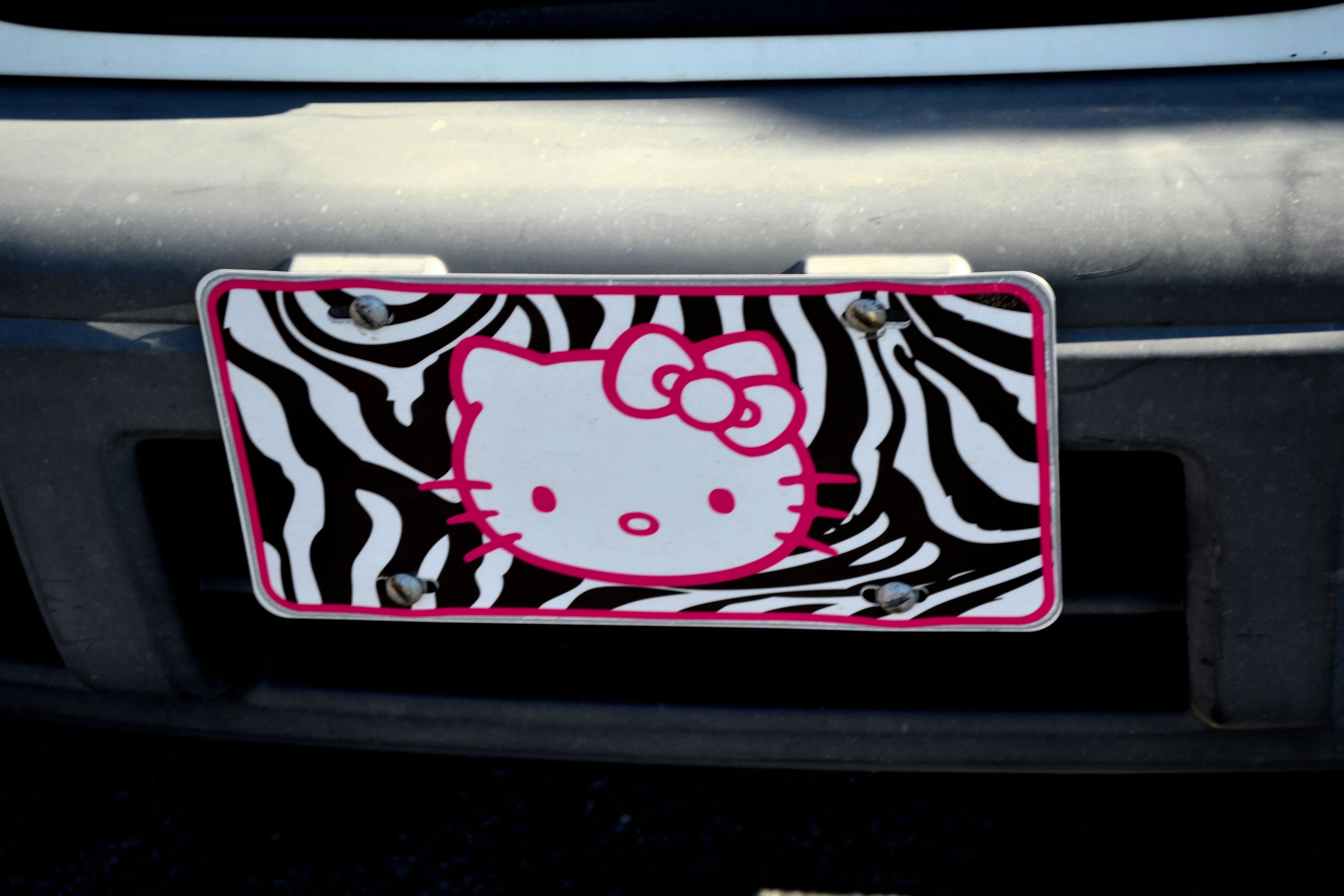 my-hello-kitty-license-plate-by-mrschibi-on-deviantart