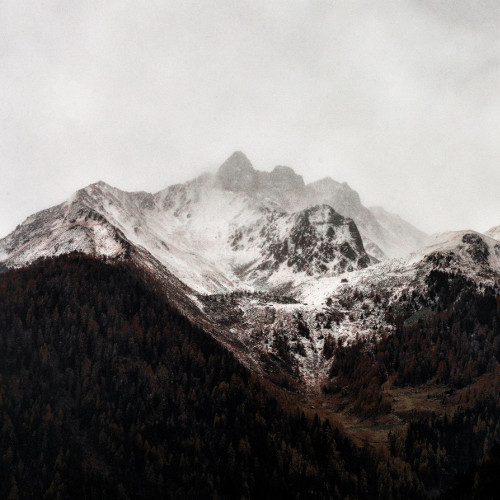 valkyrie___snow_cap_mountains_by_broken_